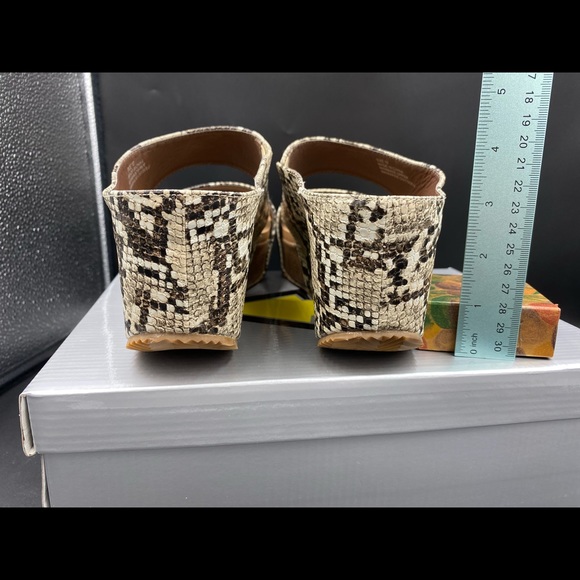 Volatile Justify Natural Multi Python Wedge Sandals - Picture 4 of 7